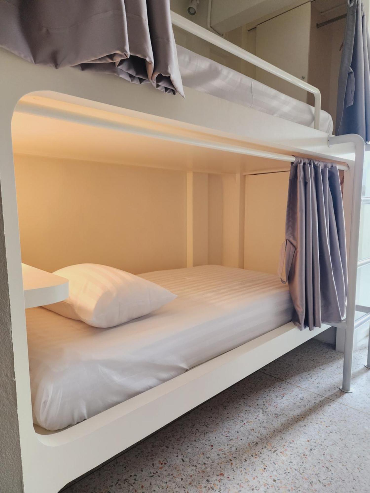 Line Bangkok Hostel ภายนอก รูปภาพ