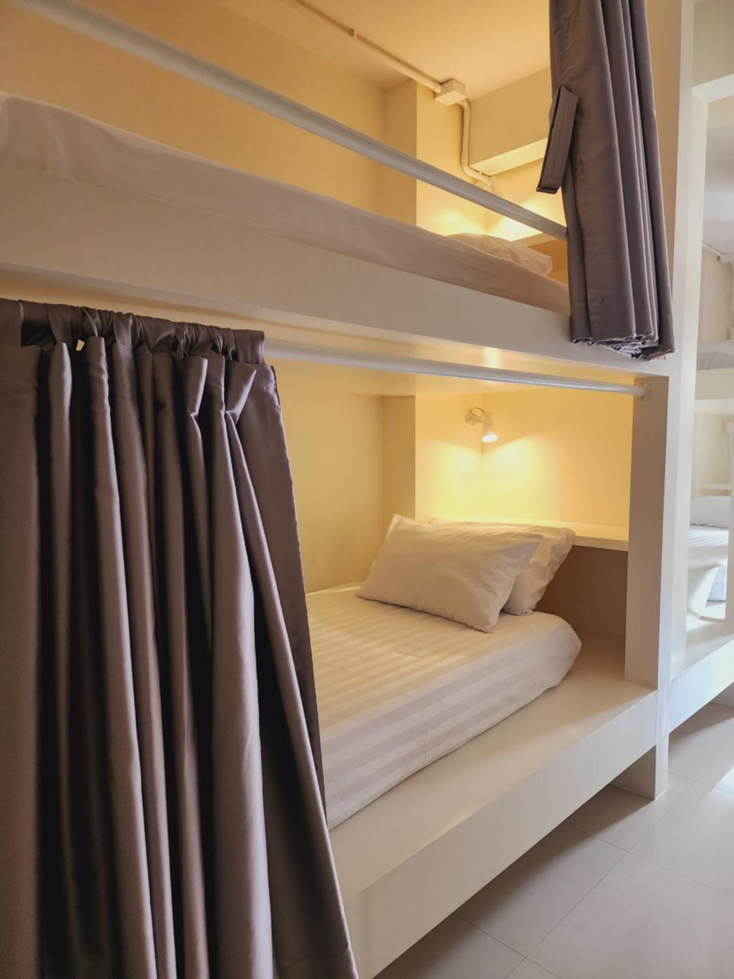 Line Bangkok Hostel ภายนอก รูปภาพ
